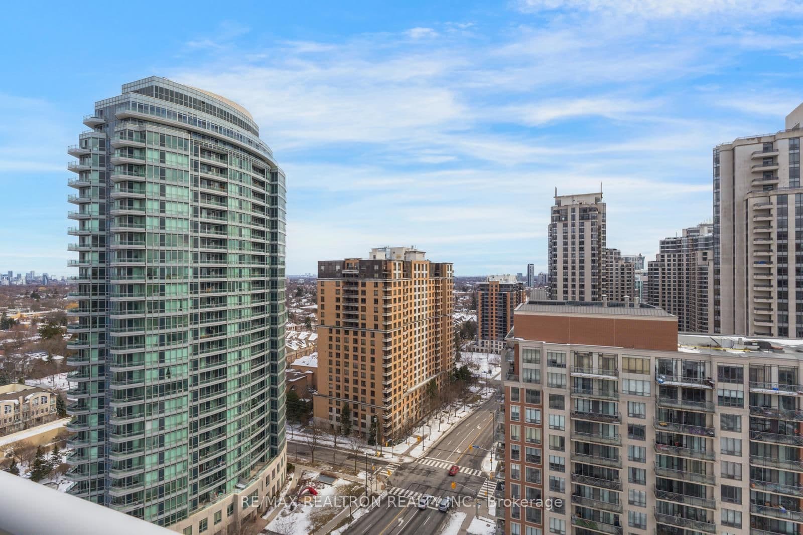 15 Holmes Avenue, Unit 1701 thumbnail 24