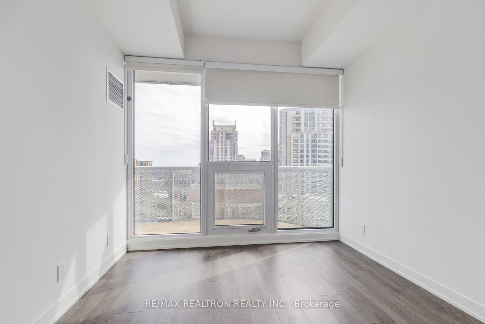 15 Holmes Avenue, Unit 1701 thumbnail 26