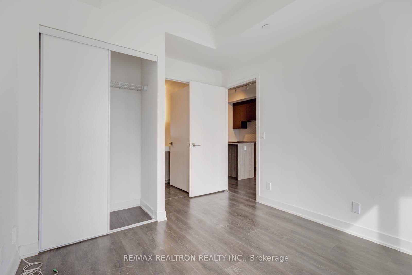 15 Holmes Avenue, Unit 1701 thumbnail 27