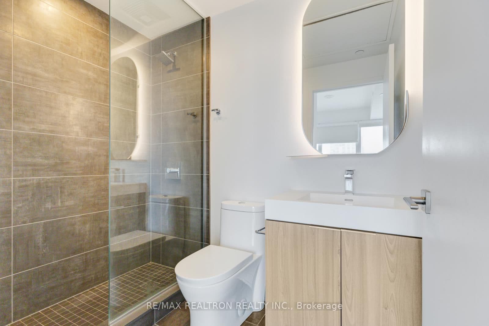 15 Holmes Avenue, Unit 1701 thumbnail 29