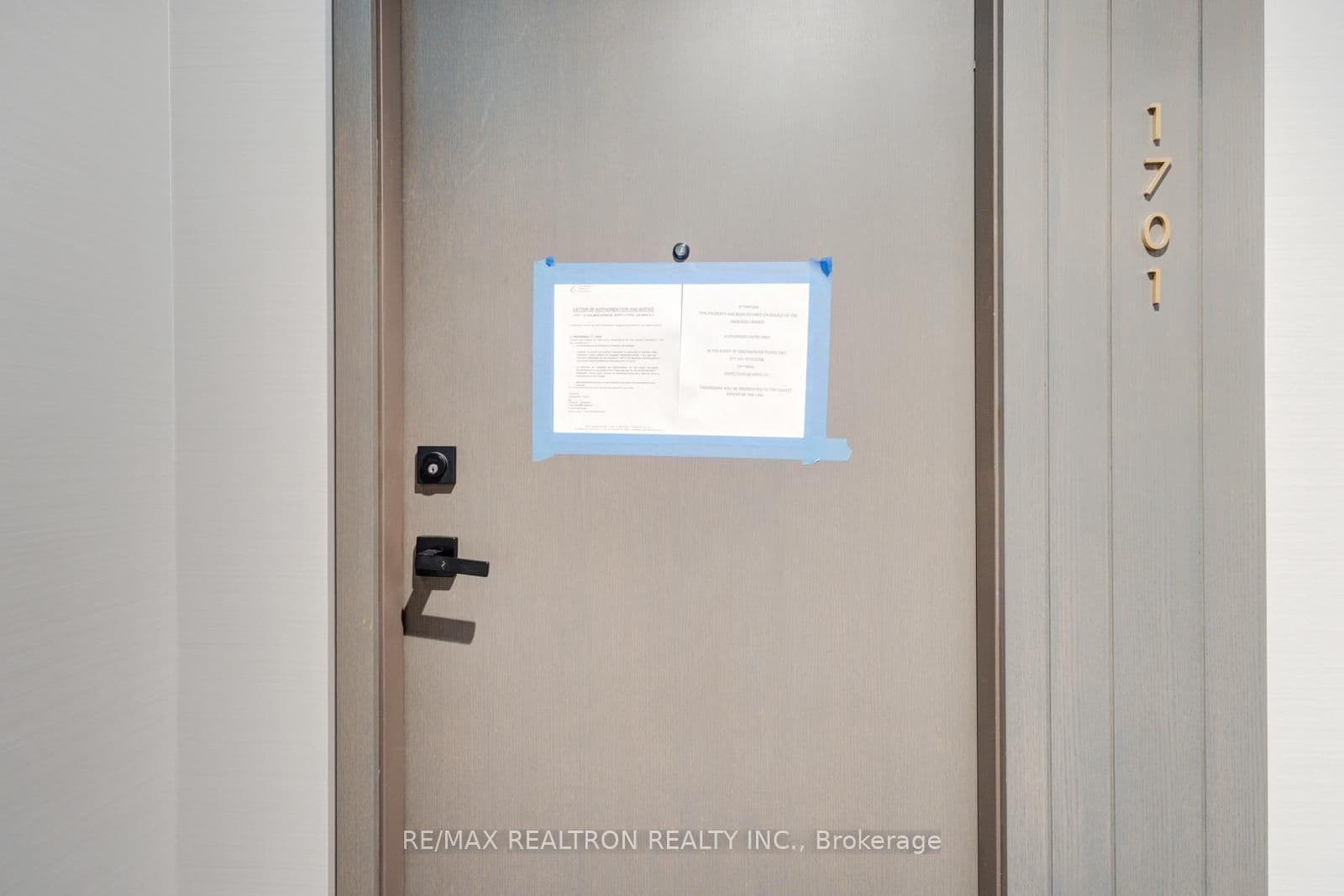 15 Holmes Avenue, Unit 1701 thumbnail 5