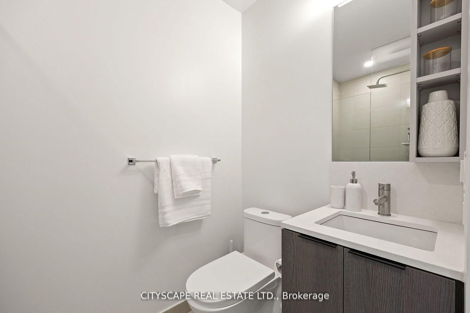 55 Mercer Street S, Unit 1802 thumbnail 20