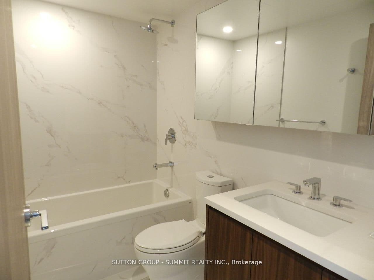 25 McMahon Avenue, Unit 1908 thumbnail 14