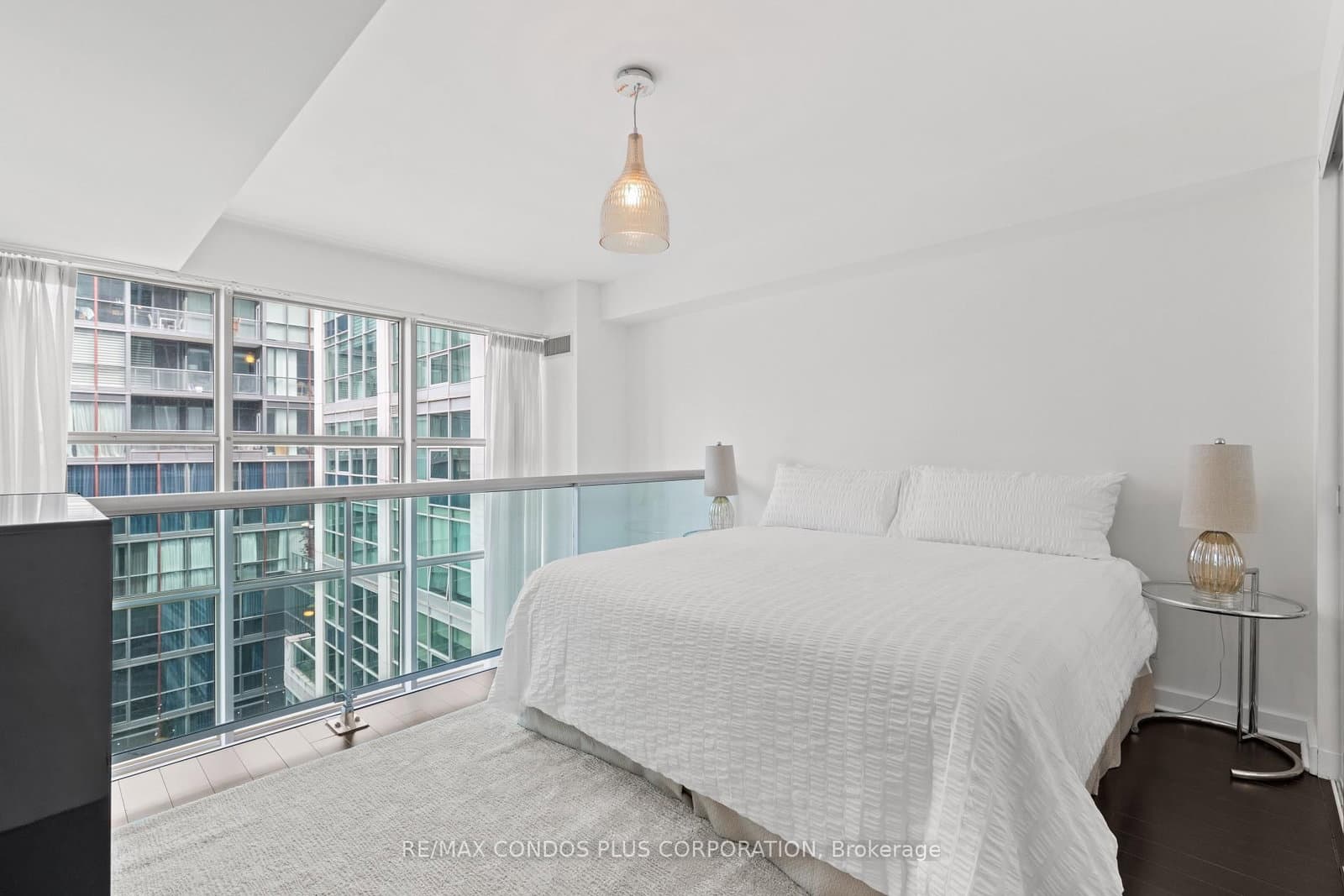 36 Blue Jays Way, Unit 930 thumbnail 11