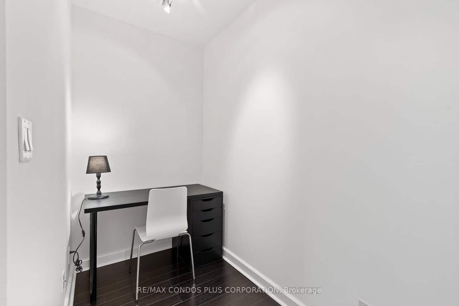 36 Blue Jays Way, Unit 930 thumbnail 15