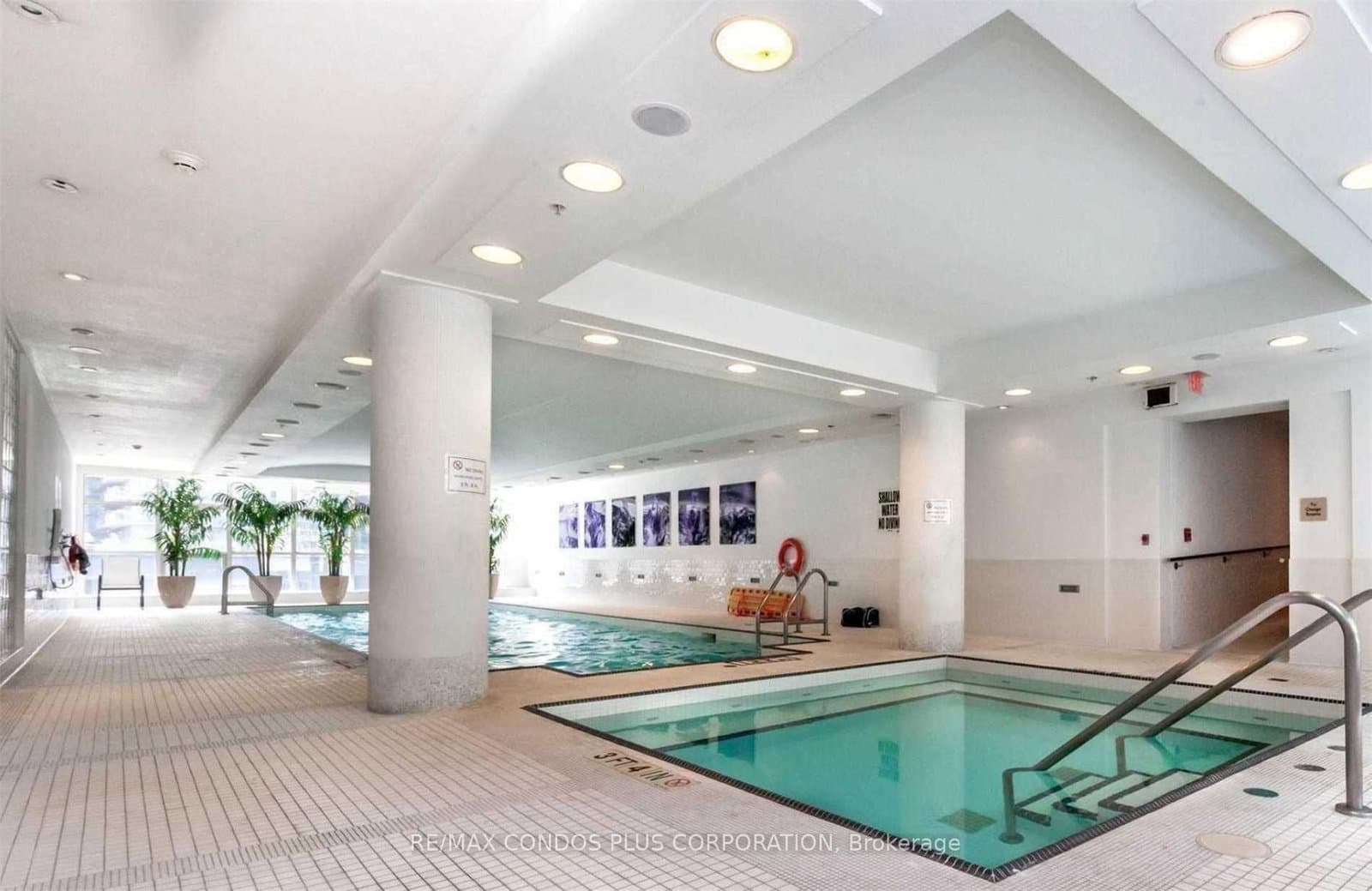 36 Blue Jays Way, Unit 930 thumbnail 20