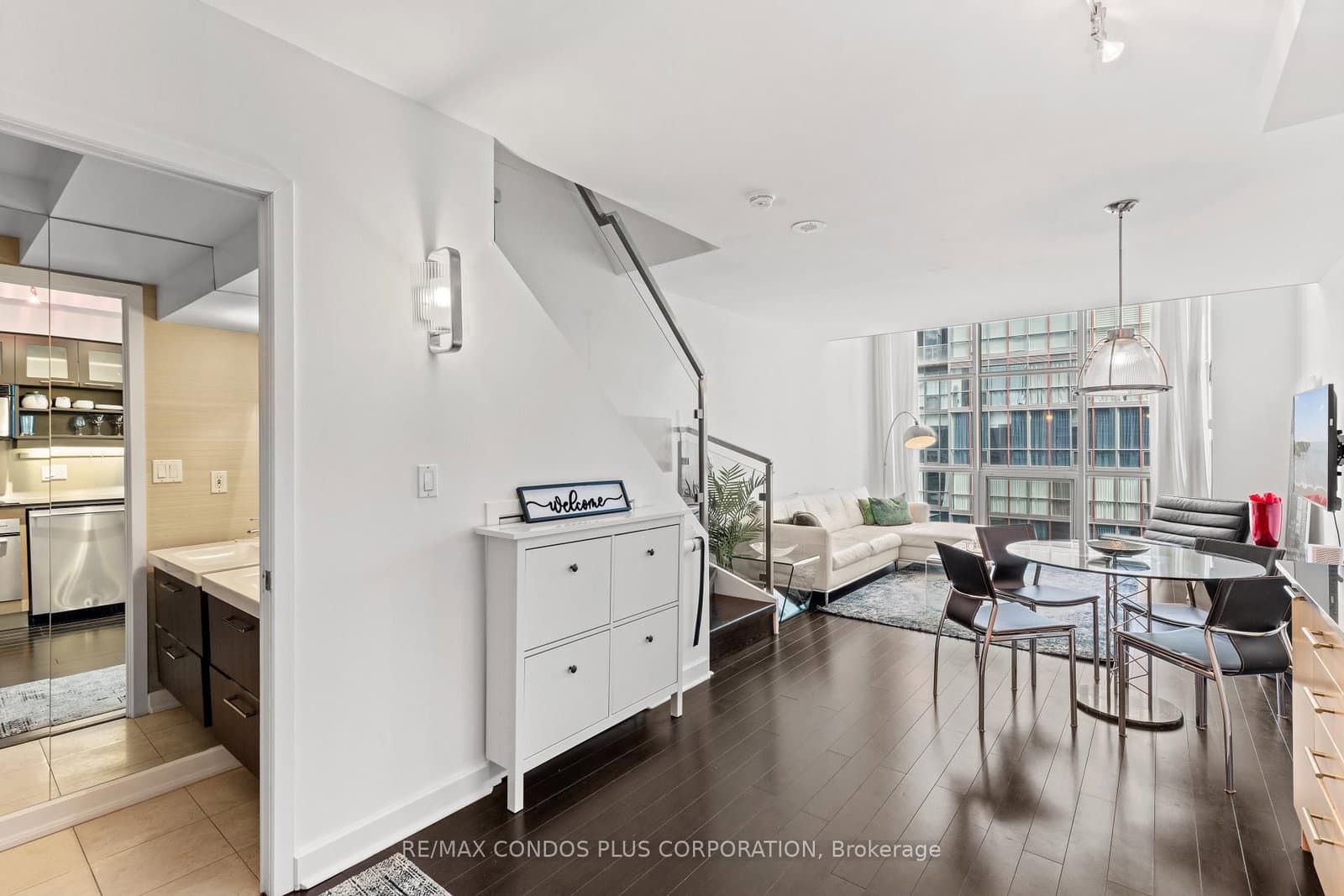 36 Blue Jays Way, Unit 930 thumbnail 5