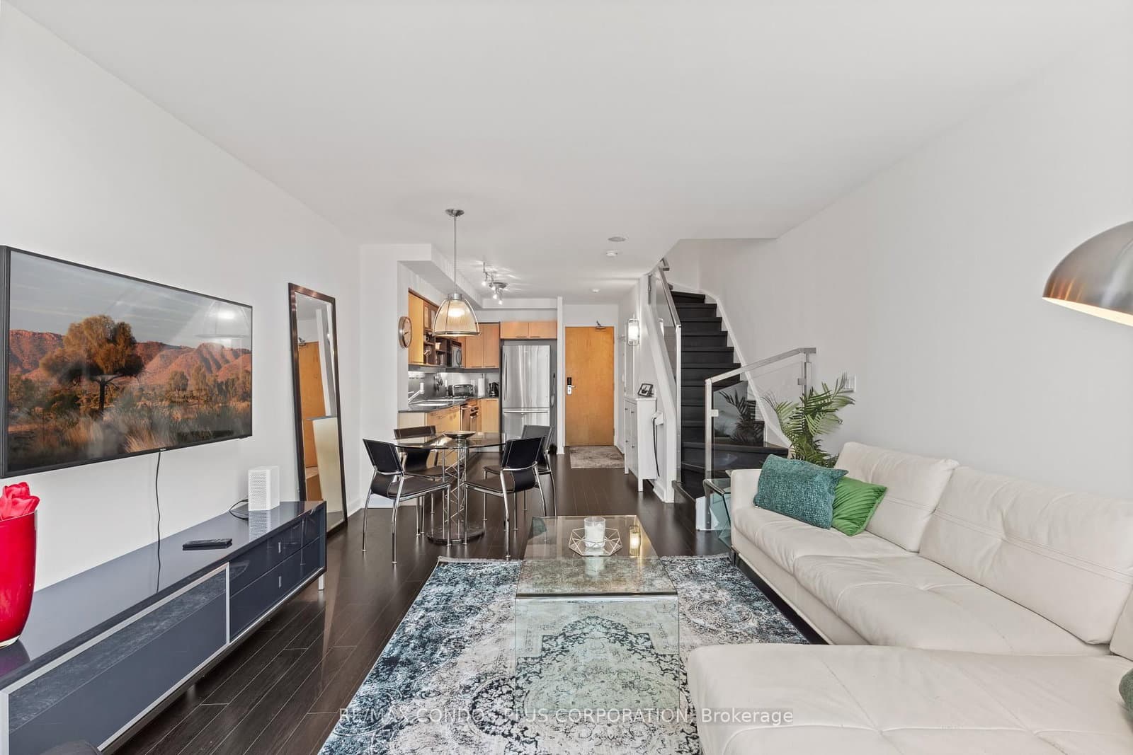 36 Blue Jays Way, Unit 930 thumbnail 9