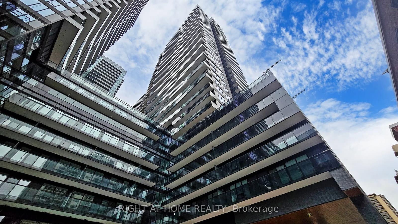 117 Broadway Avenue, Unit 308