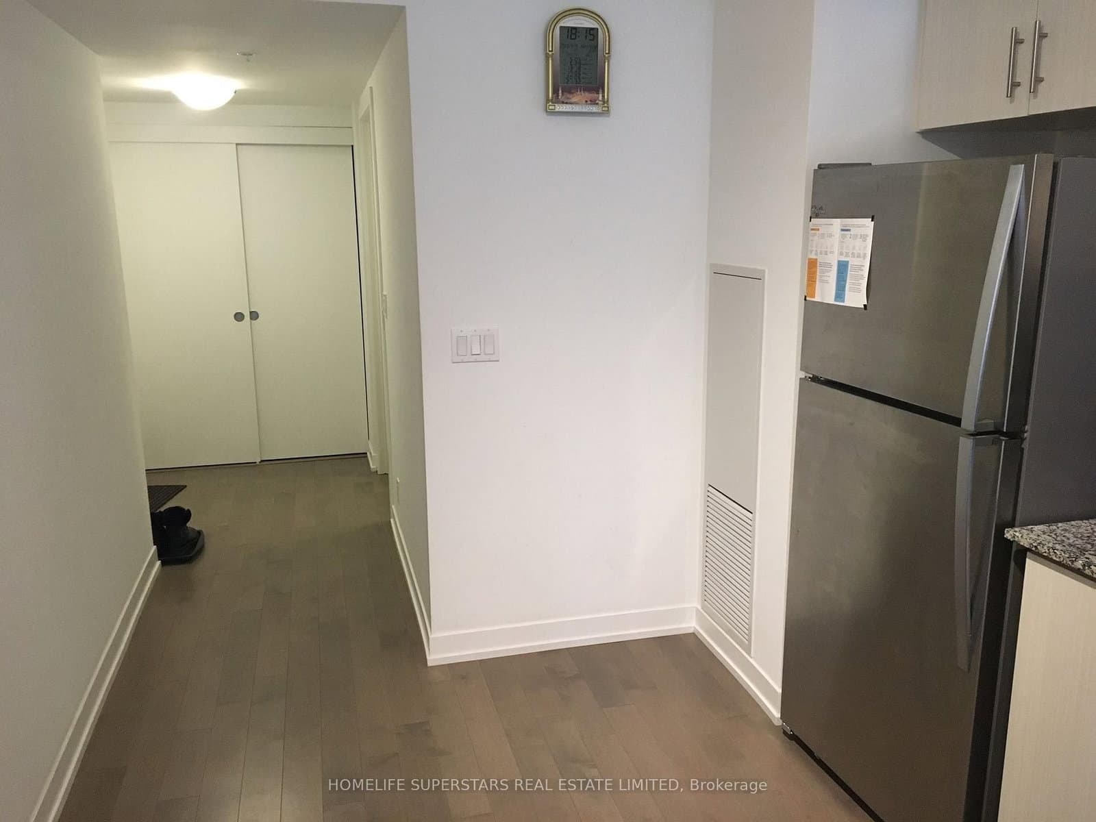 10 Willison Square N, Unit 305 thumbnail 15