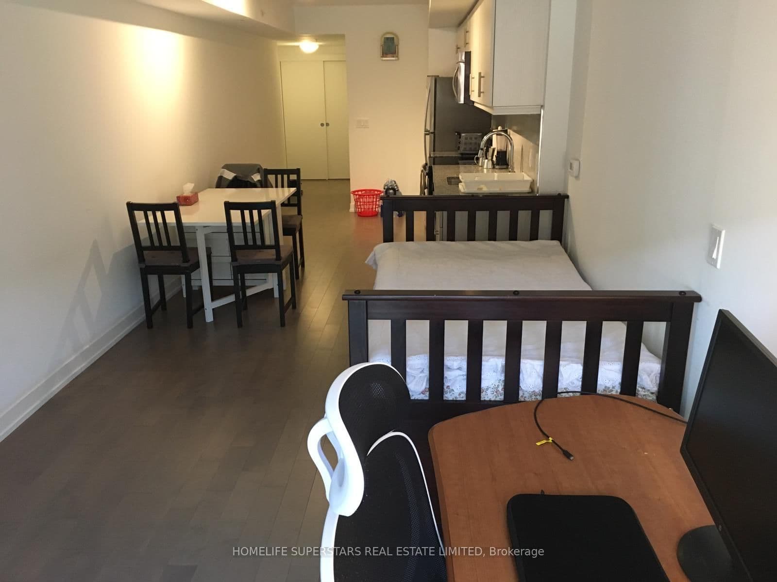 10 Willison Square N, Unit 305 thumbnail 19