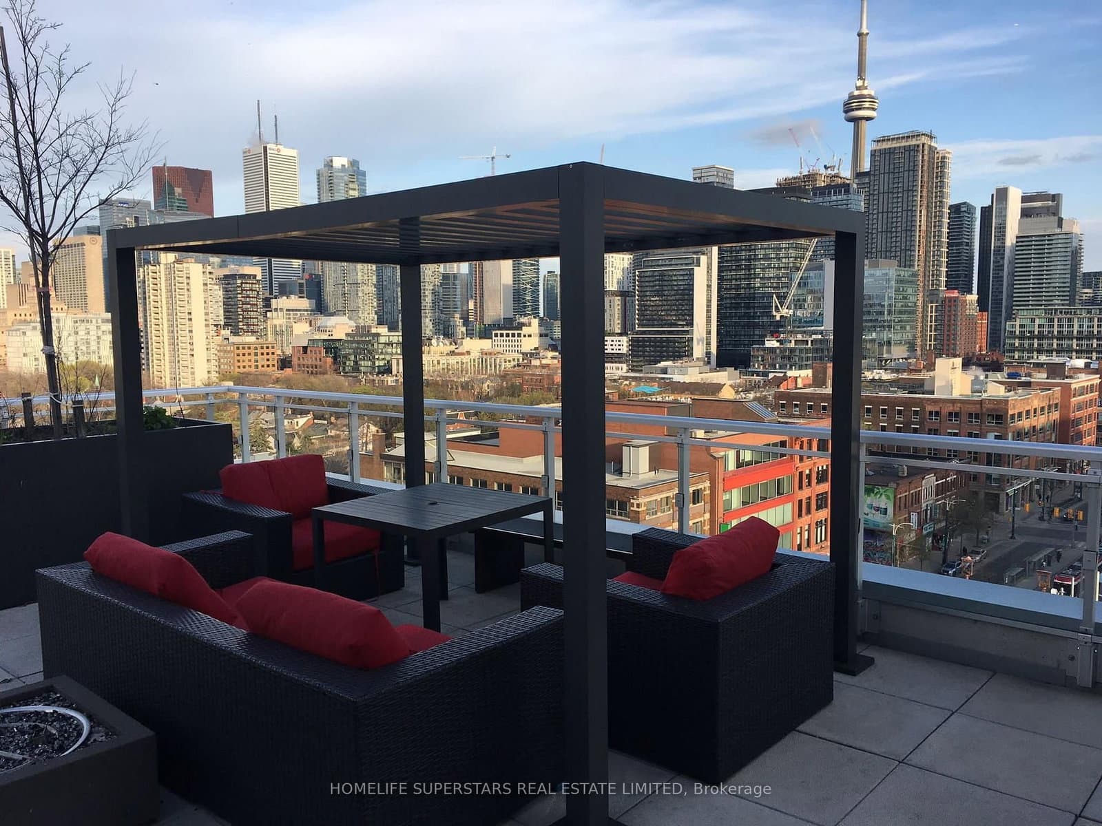 10 Willison Square N, Unit 305 thumbnail 2