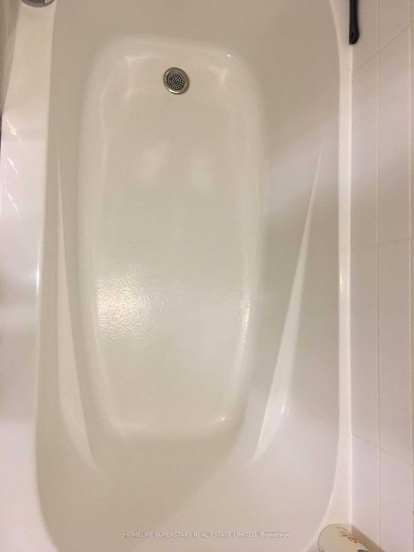 10 Willison Square N, Unit 305 thumbnail 21