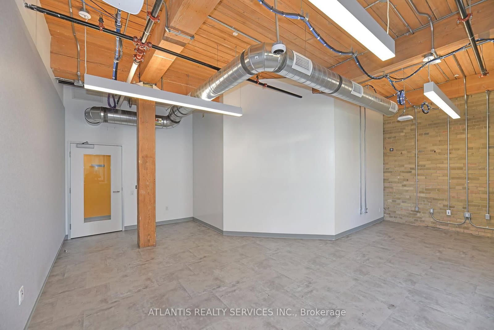 243 College Street, Unit 300 thumbnail 2