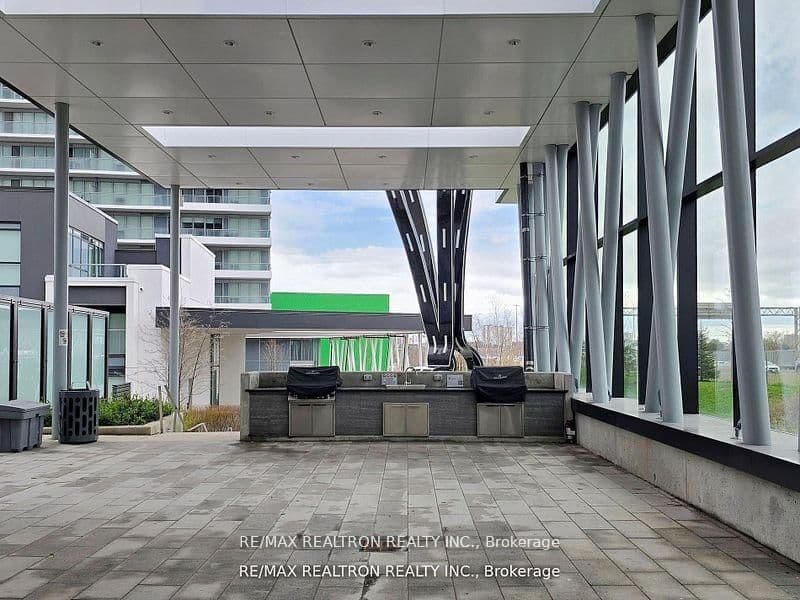 95 McMahon Drive, Unit Th515 thumbnail 34