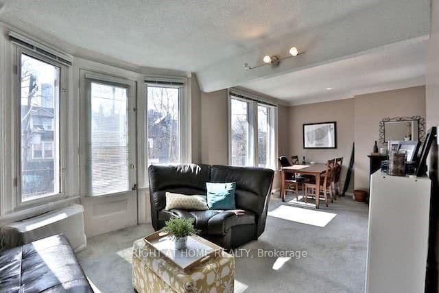 34 Macpherson Avenue thumbnail 10