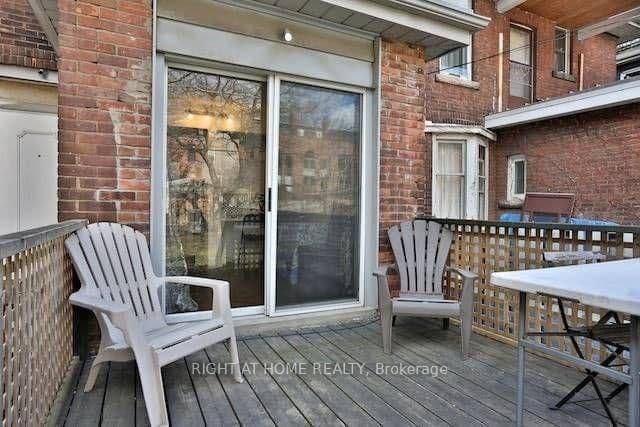 34 Macpherson Avenue thumbnail 11
