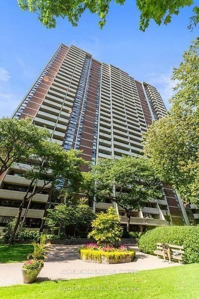 #2201 - 40 Homewood Avenue