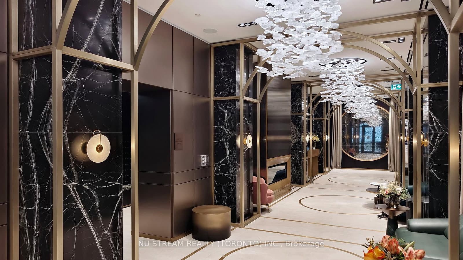 771 Yonge Street, Unit 2011 thumbnail 6