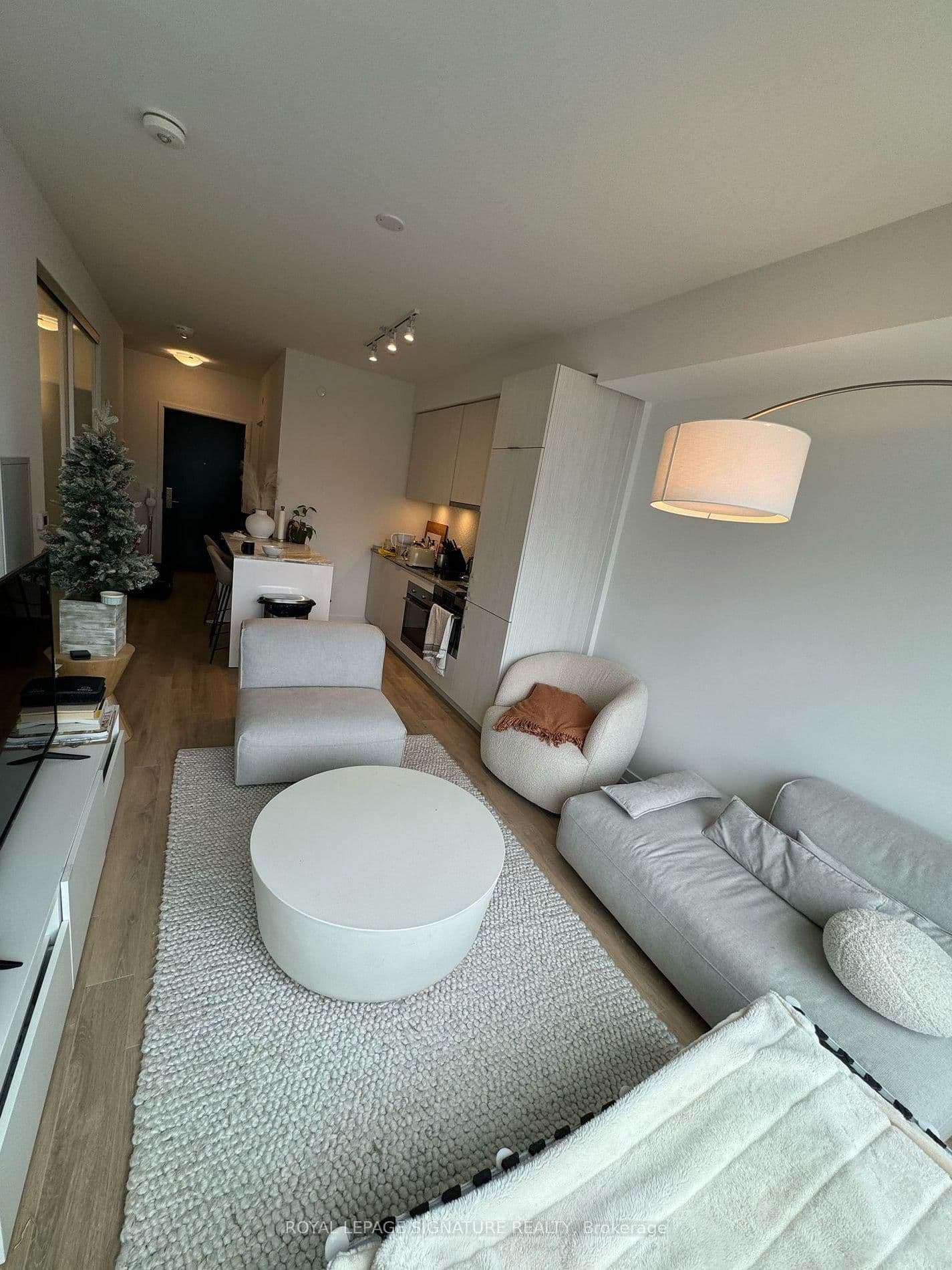 158 Front Street E, Unit 820 thumbnail 6