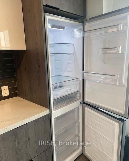 5 DEFRIES Street, Unit 506 thumbnail 5