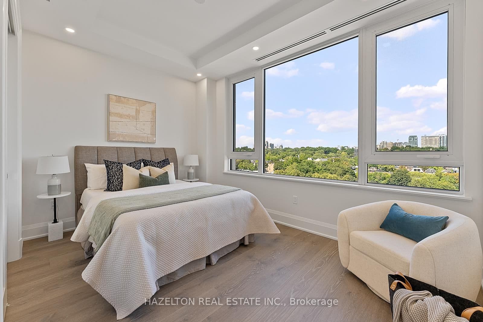 128 Hazelton Avenue, Unit 802 thumbnail 29