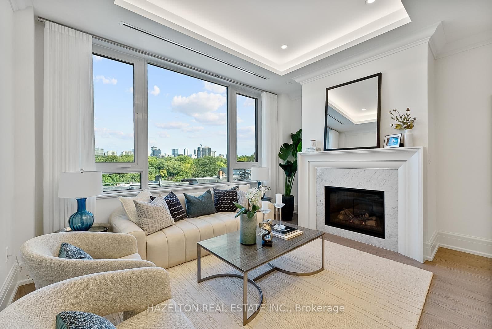 #404 - 128 Hazelton Avenue