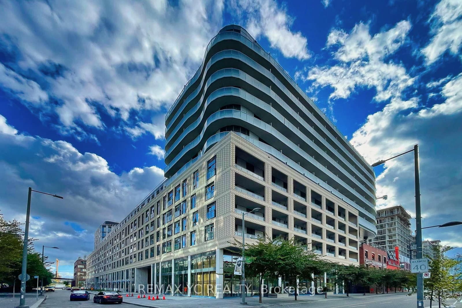 425 Front Street E, Unit 804
