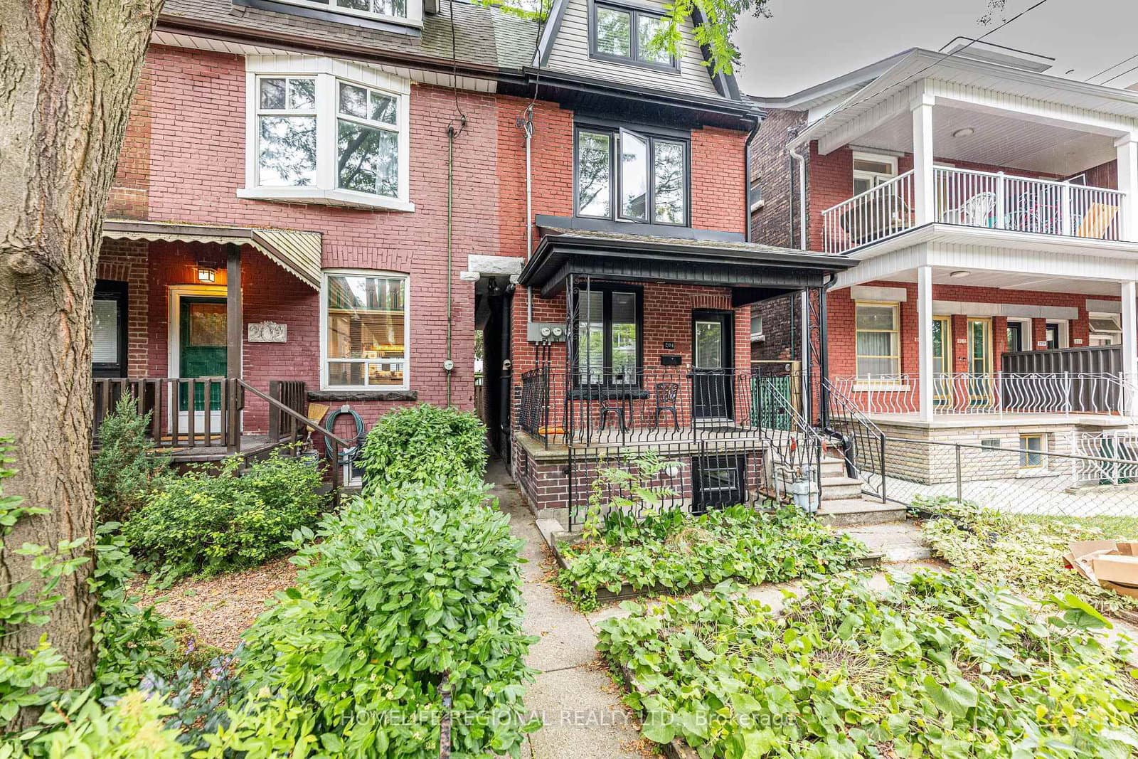 204 Roxton Road thumbnail 35