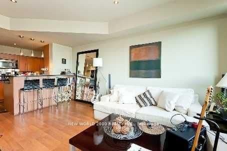 633 Bay Street, Unit Ph09 thumbnail 6