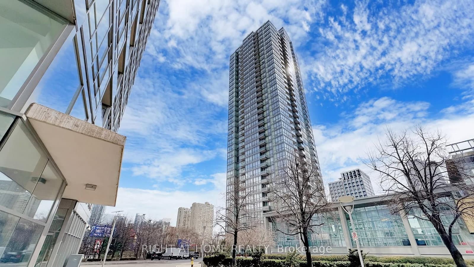 #2102 - 5 Mariner Terrace