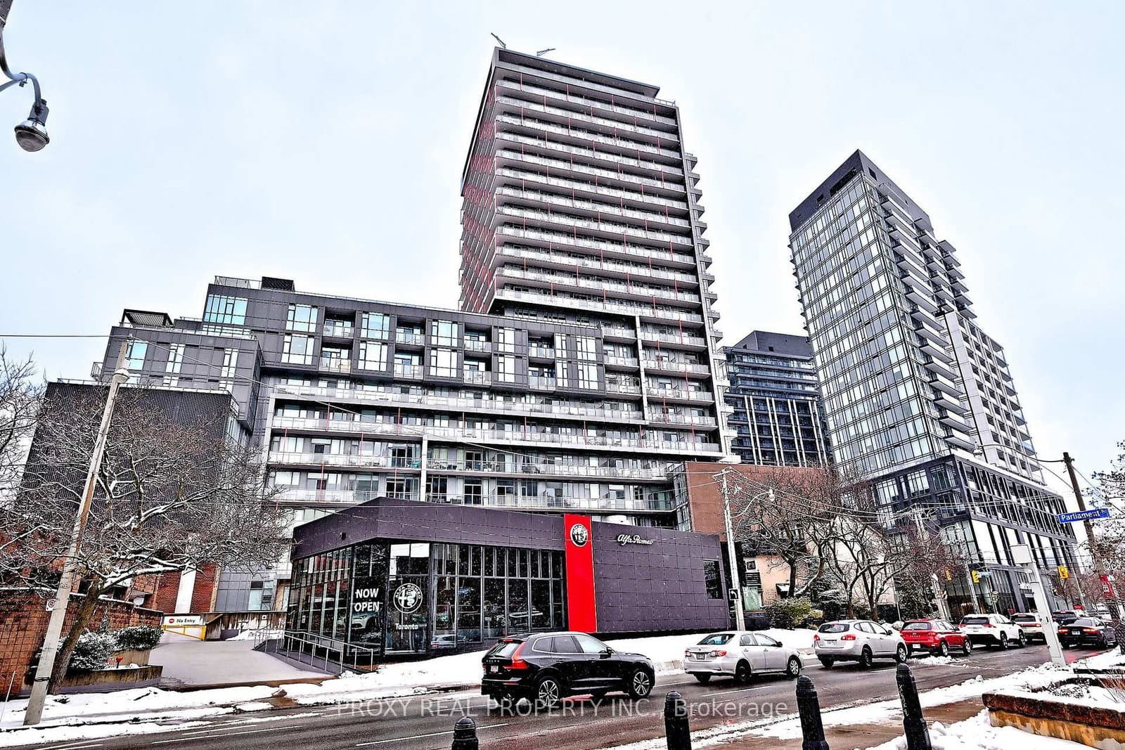 #1605 - 120 Parliament Street