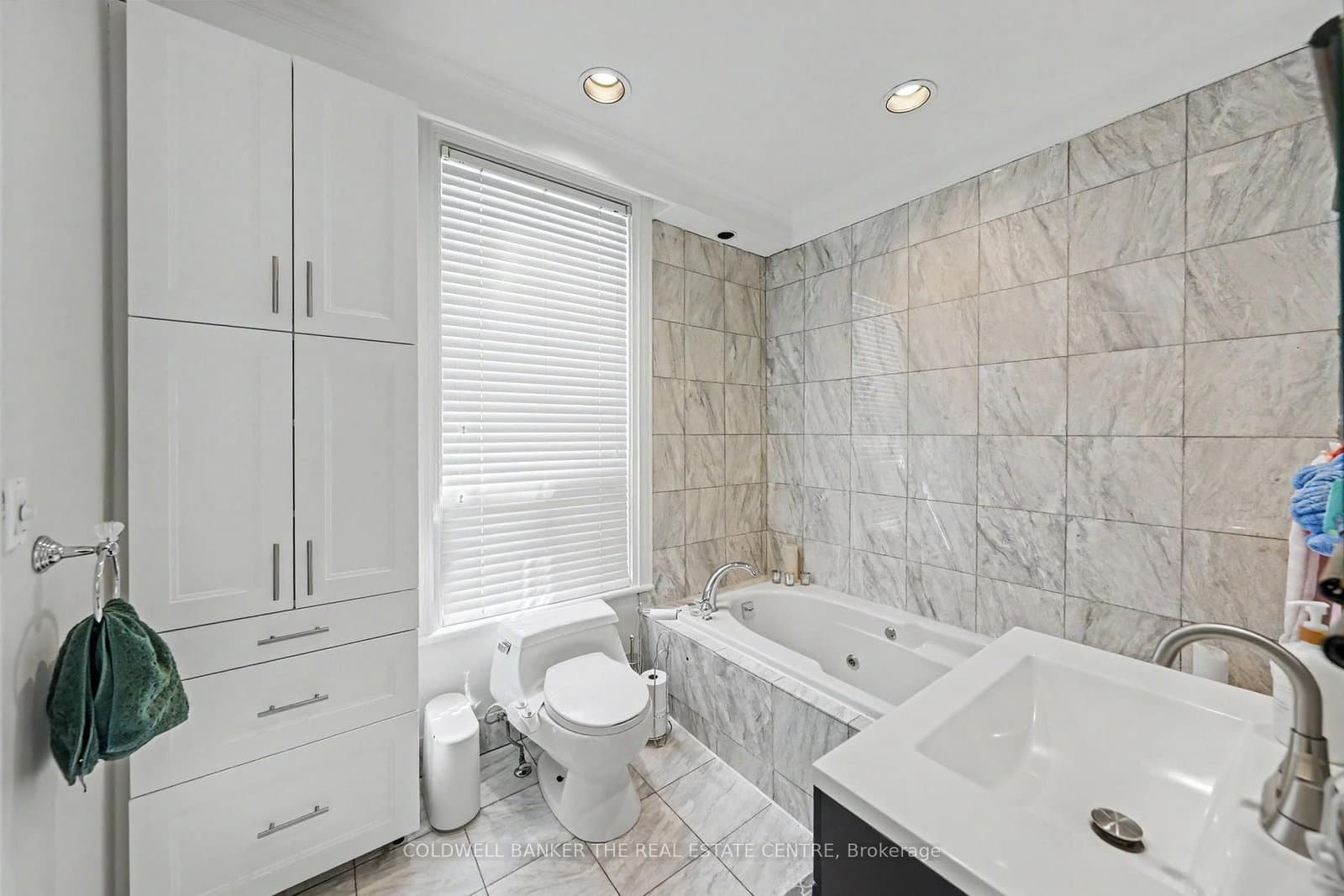 413 Sherbourne Street E, Unit 3+ thumbnail 19