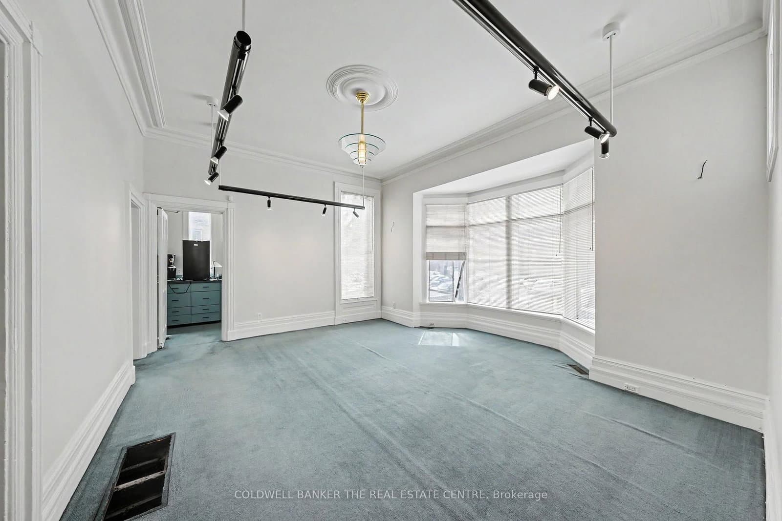 413 Sherbourne Street E, Unit 3+ thumbnail 8