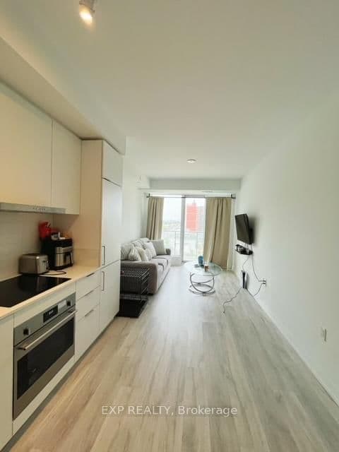 7 Golden Lion Heights, Unit N735 thumbnail 3