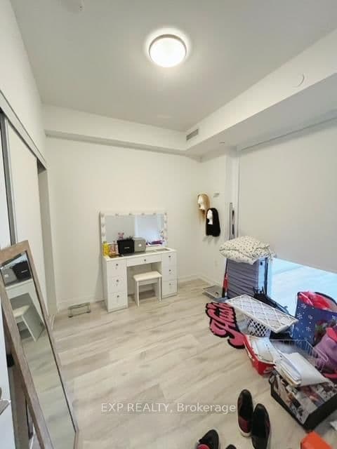 7 Golden Lion Heights, Unit N735 thumbnail 6