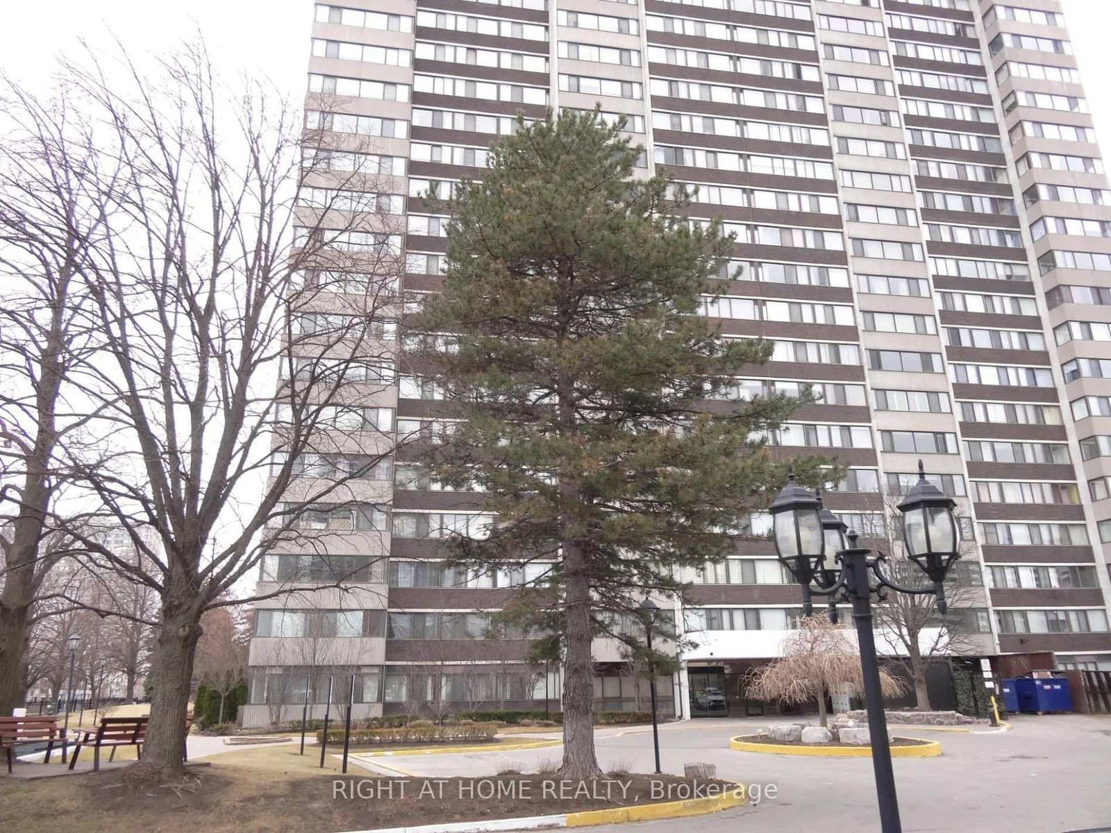 #704 - 80 Antibes Drive