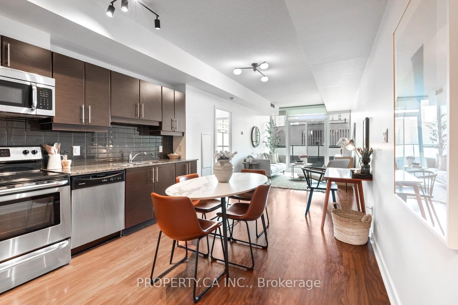 33 Bay Street, Unit 414