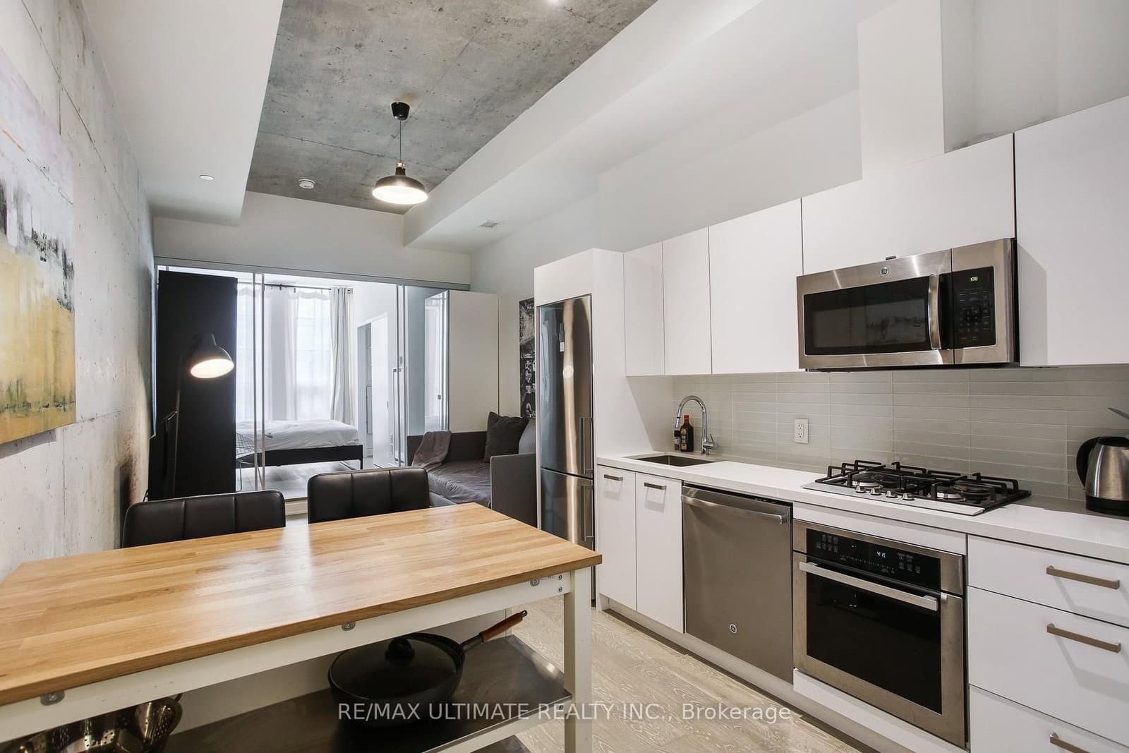 608 Richmond Street W, Unit 210 thumbnail 5