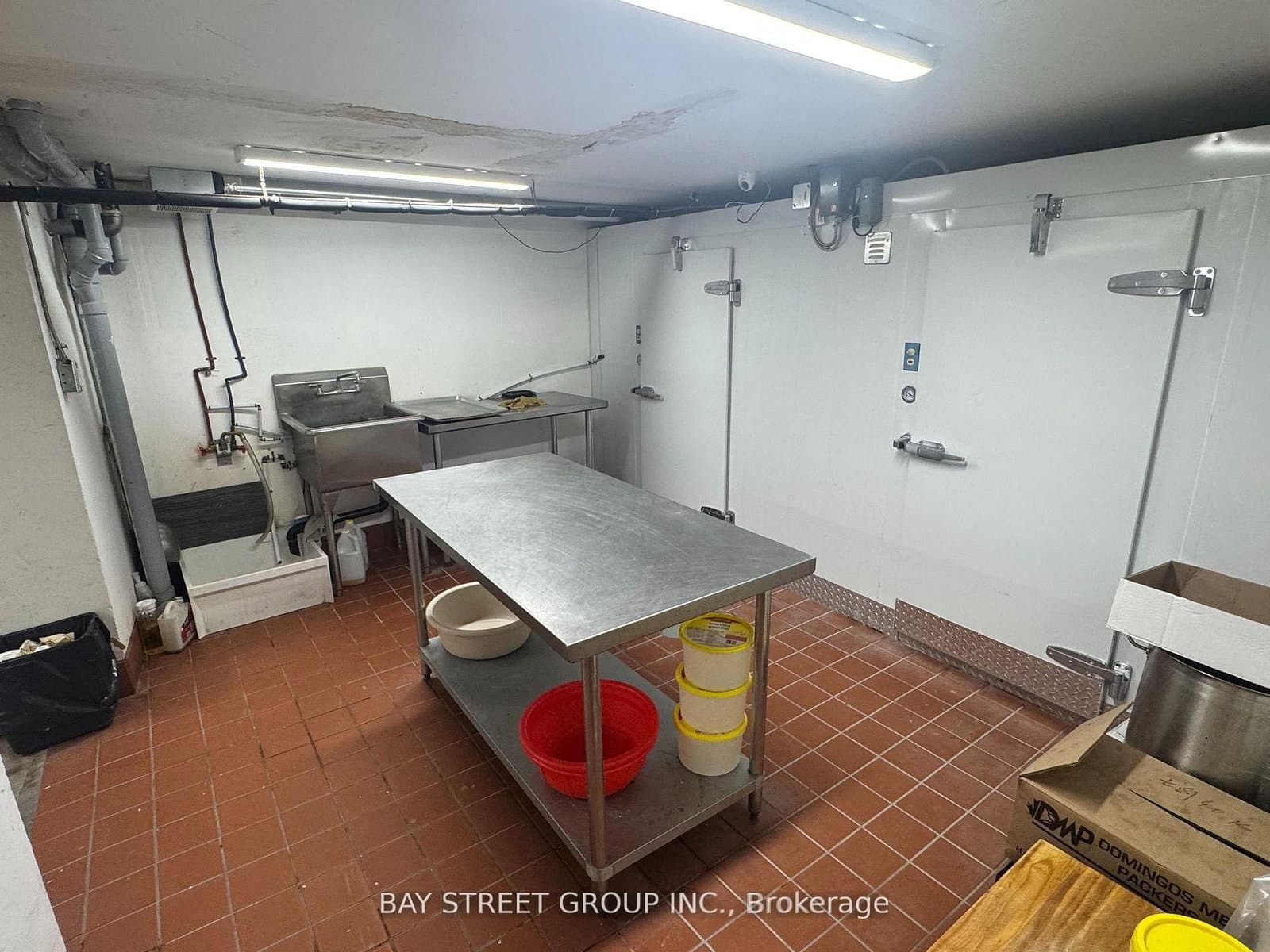 5205 Yonge Street thumbnail 9