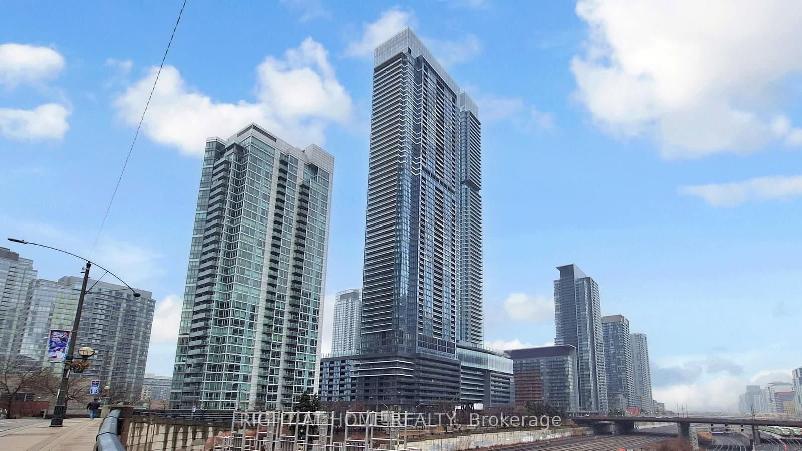 #7706 - 3 Concord City Place Way