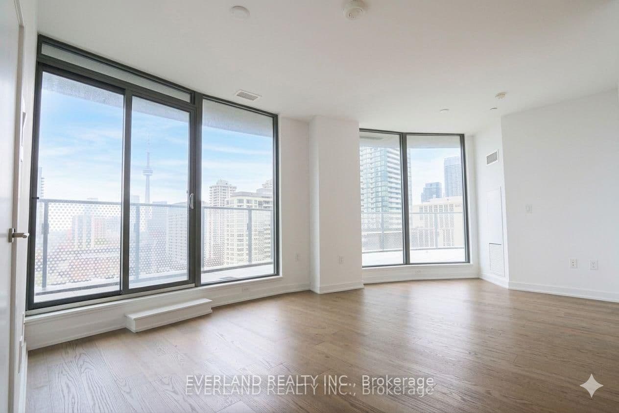 11 Wellesley Street W, Unit 703 thumbnail 10