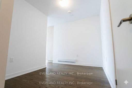 11 Wellesley Street W, Unit 703 thumbnail 15