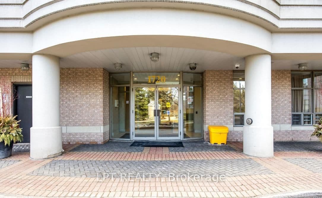 #101 - 1720 Eglinton Avenue E