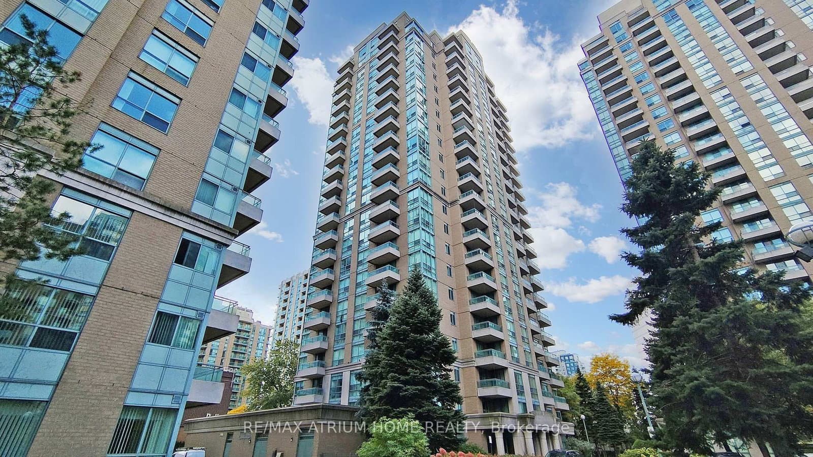 #1703 - 3 Pemberton Avenue