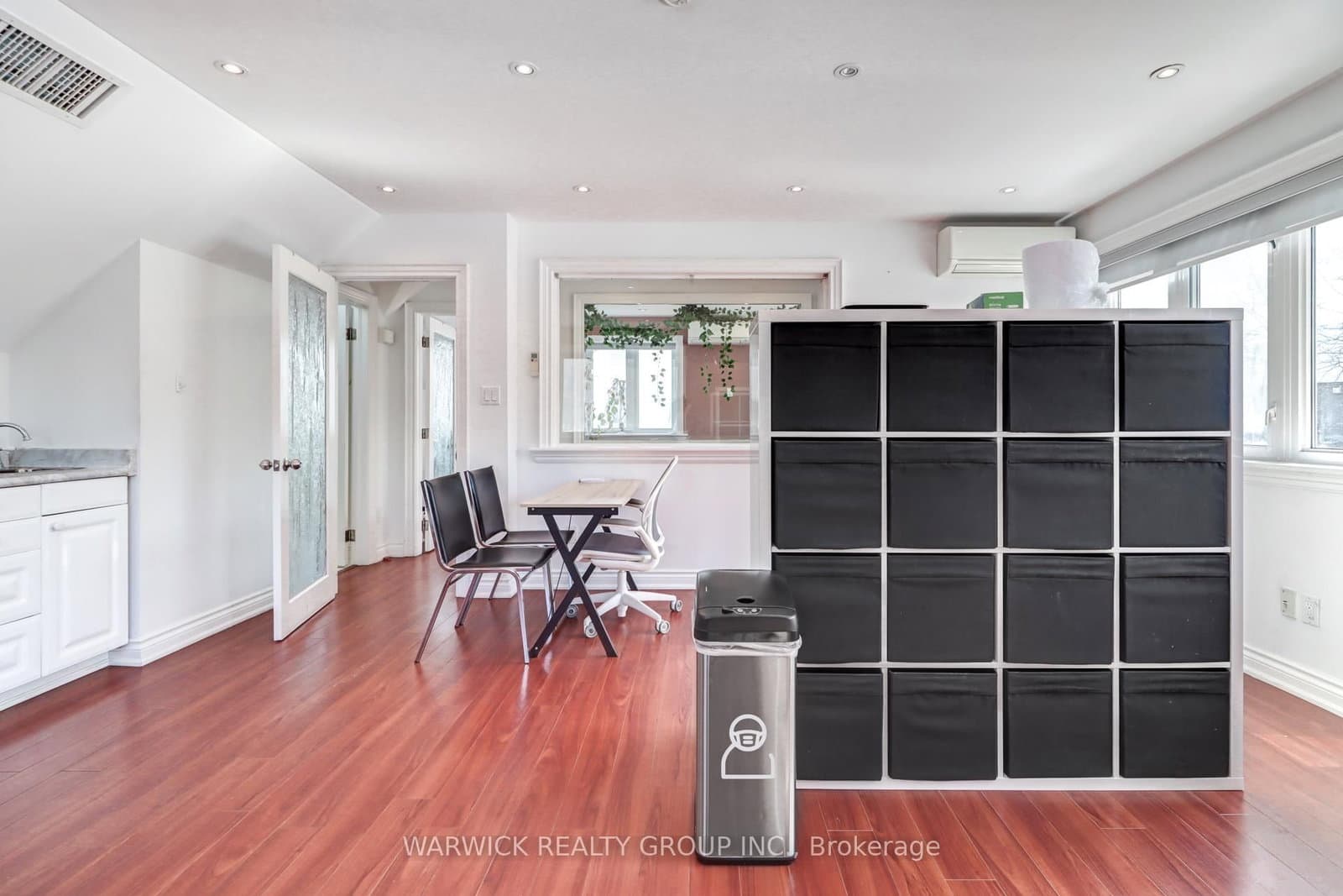 123 Sheppard Avenue E thumbnail 19