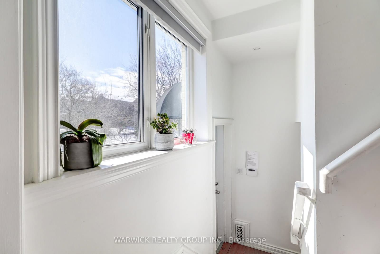 123 Sheppard Avenue E thumbnail 26