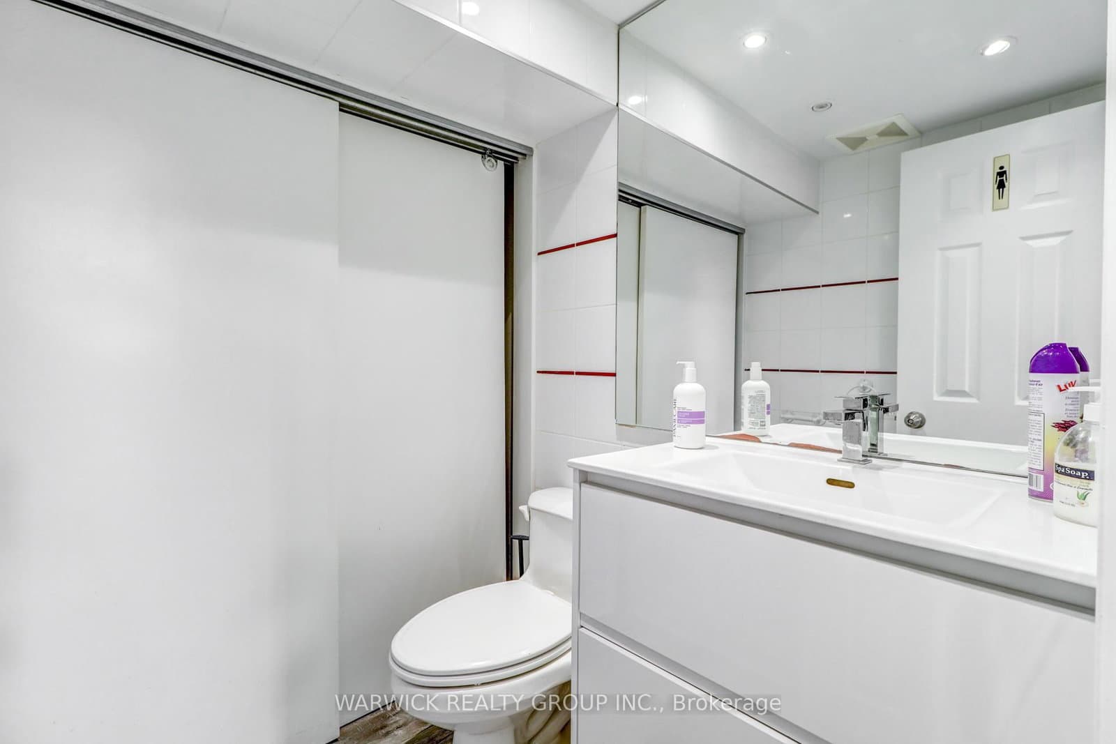 123 Sheppard Avenue E thumbnail 29