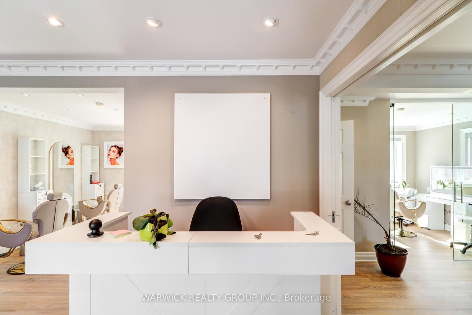 123 Sheppard Avenue E thumbnail 4