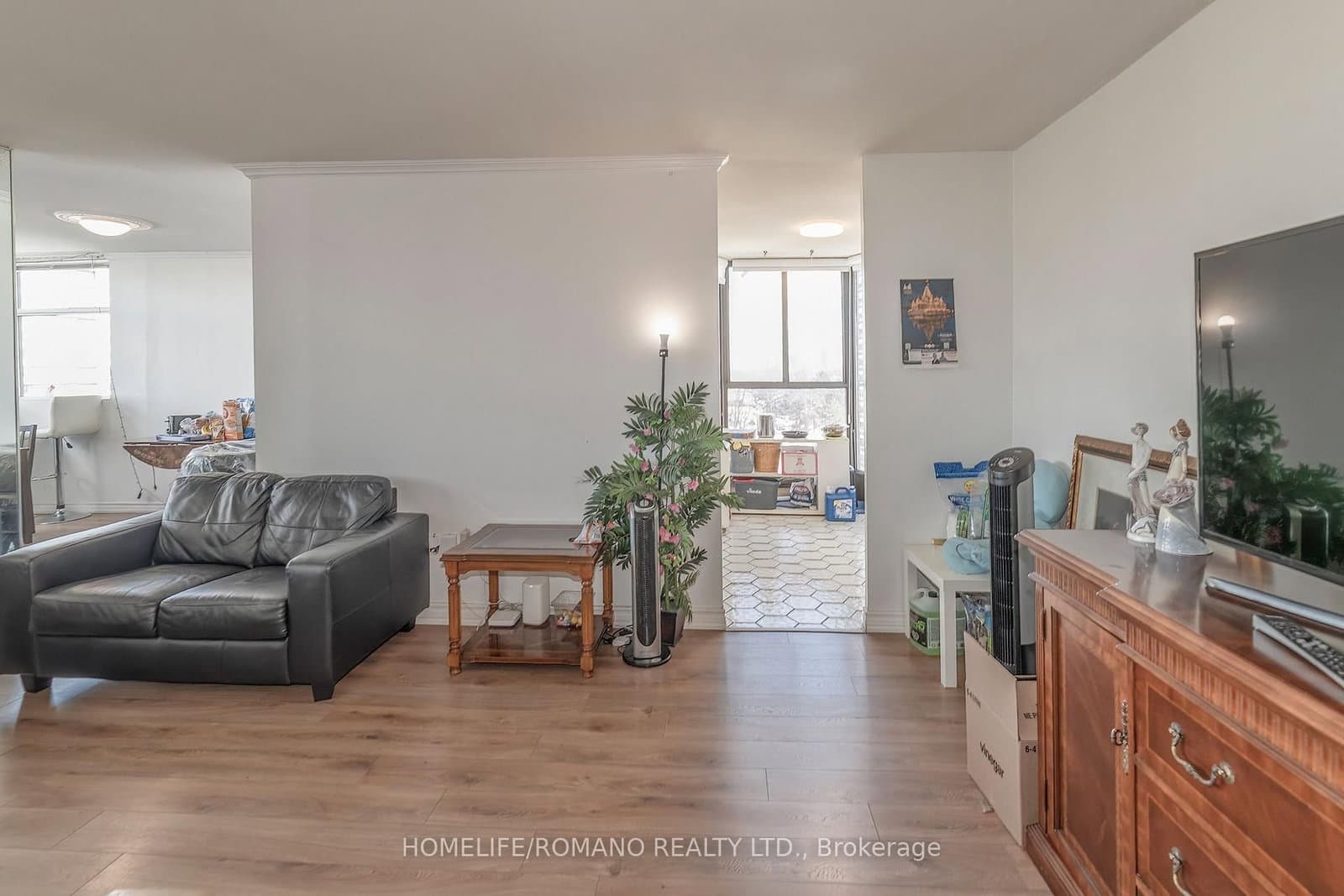 100 Antibes Drive, Unit 702 thumbnail 3